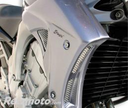 ERMAX ECOPES ERMAX POUR FZ6 2004 et FZ6 S2 2007/2010 NOIR BRILLANT 