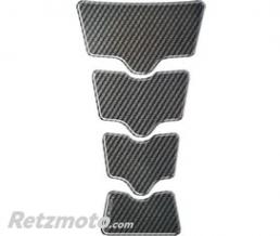 ONE DESIGN Prot�ge R�servoir 1 Pi�ce Format : 117x213mm Look Carbone