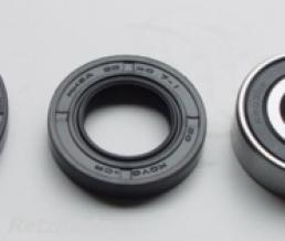 KIT ROULEMENTS DE ROUE AVANT + JOINTS SPYS POUR YZF600R 1996-02 ET FZR600R 1994-95