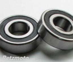 KIT ROULEMENTS DE ROUE ARRIERE + JOINTS SPYS POUR VT750C 1997-01
