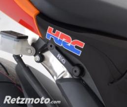 Caches orifices repose-pieds arri�re R&G RACING noir Honda CBR600RR